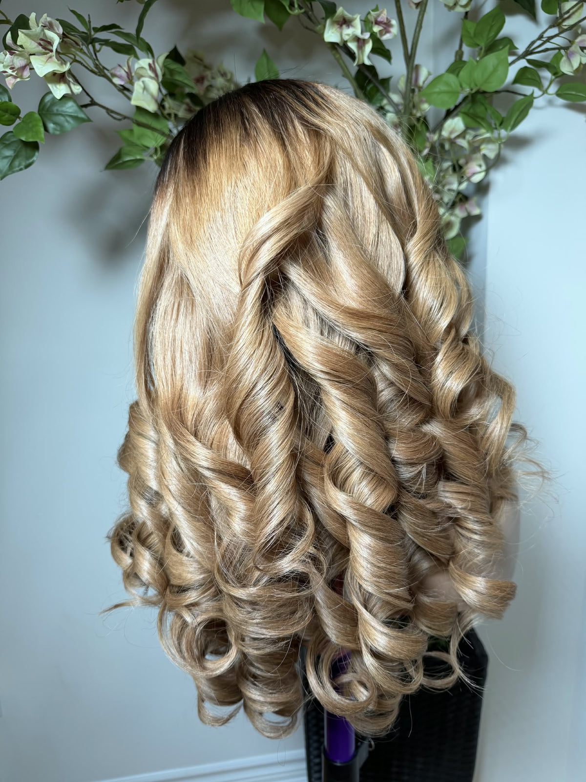 Goldenlux wig