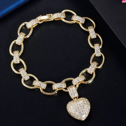 Heart charm bracelet